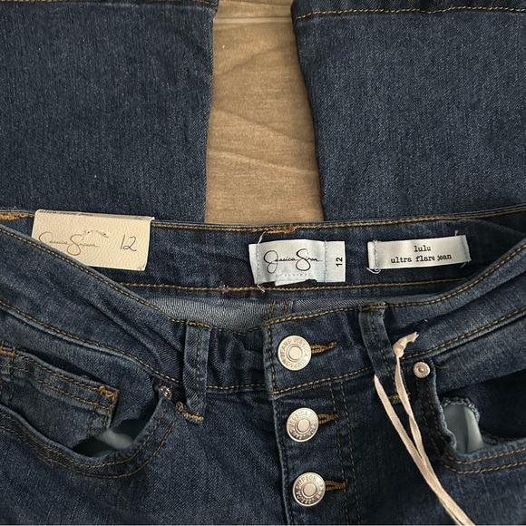 Jessica Simpson Lulu Ultra Flare Jeans - Picture 4 of 6